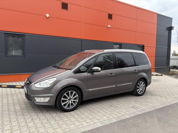 Ford Galaxy 2.0 TDCi Champions Titanium [7 szem...